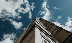 Современные навесы, которые становятся частью архитектуры вашего дома